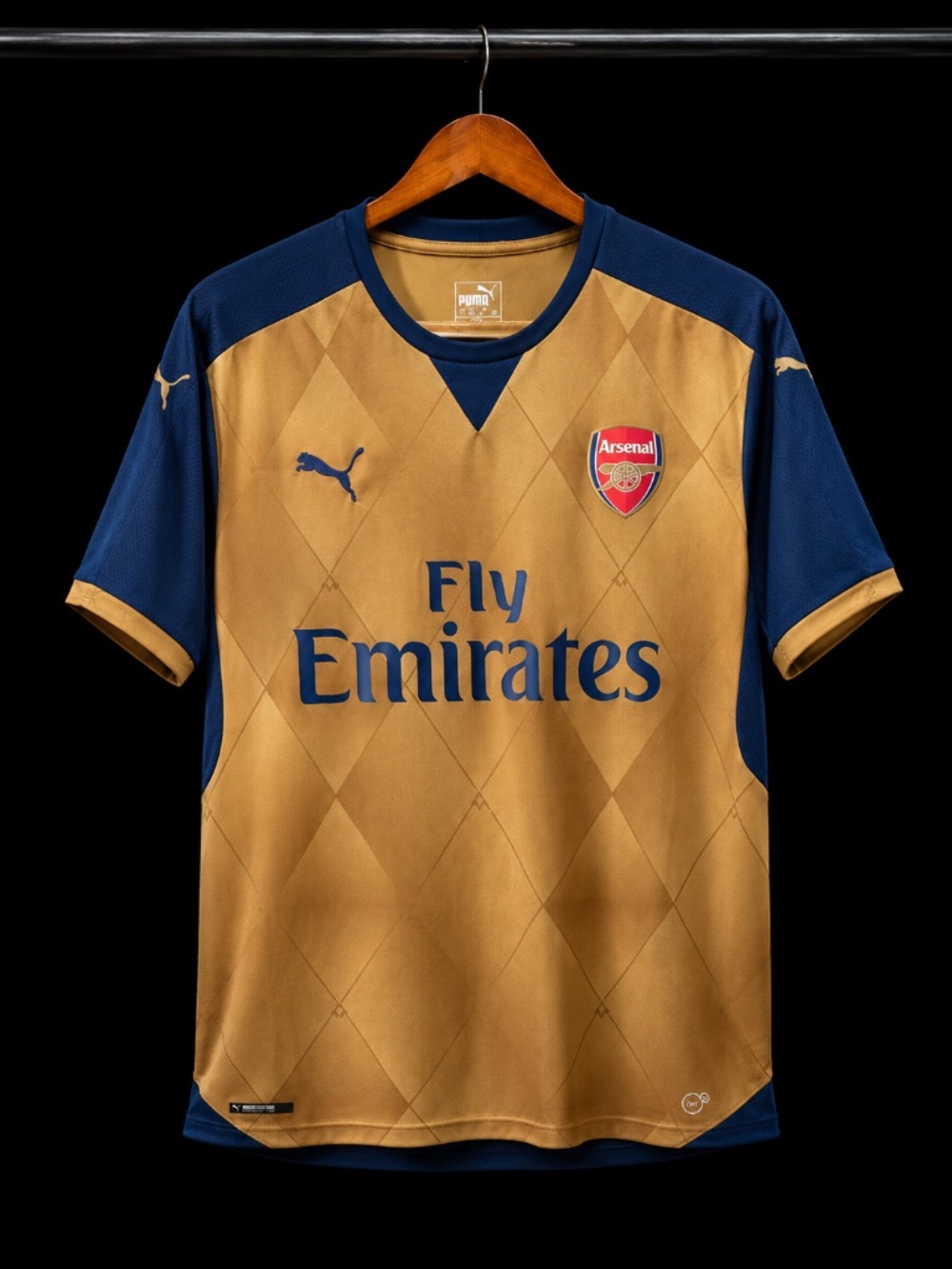Arsenal 2015/16 Away Shirt – Puma – Men's Large – Gold & Navy